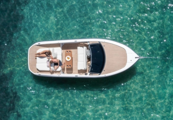 Uma bateria marítima de lítio de 100Ah é a escolha ideal para as necessidades de energia da sua embarcação?