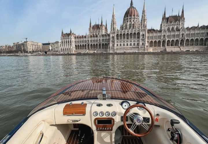 Por que você deve escolher a CURENTA BATTERY como sua parceira — sua fabricante de baterias de lítio para uso marítimo de confiança?