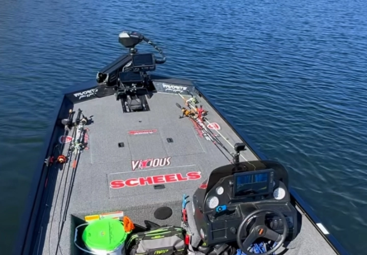 O Guia Definitivo B2B para Soluções de Baterias Marinhas de Ciclo Profundo de Lítio